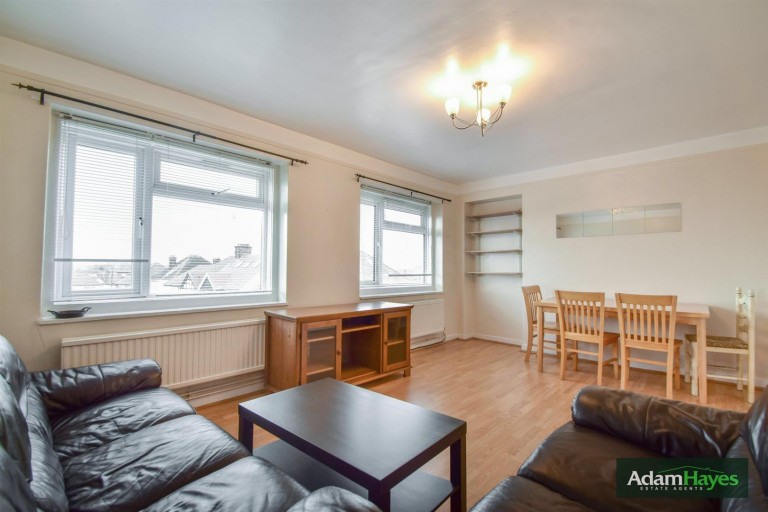 Wentworth Park, Finchley Central, N3