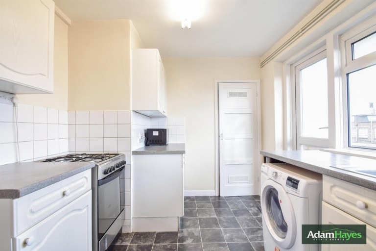 Wentworth Park, Finchley Central, N3
