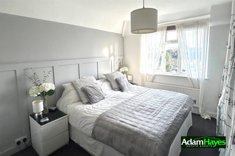 Woodhouse Road, North Finchley, N12