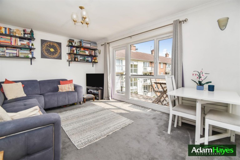 Victoria Grove, North Finchley, N12