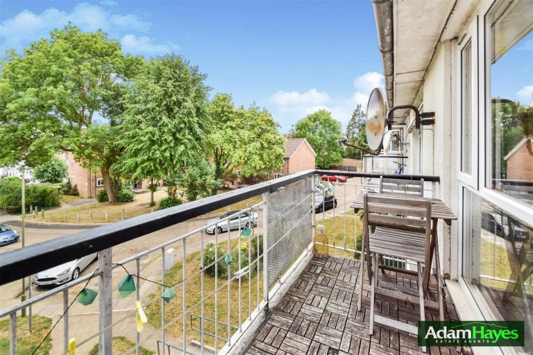 Victoria Grove, North Finchley, N12