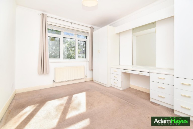 Grange View Road, Whetstone, N20