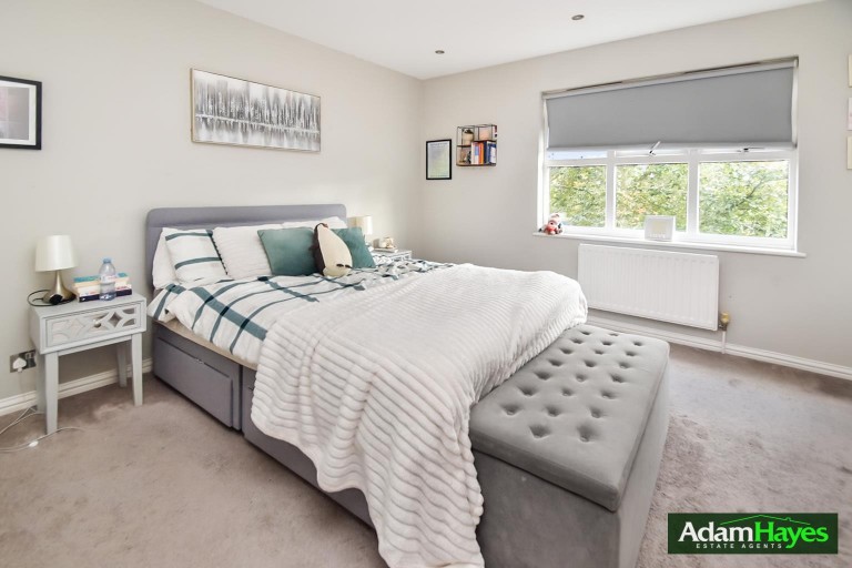 Colenso Drive, Mill Hill, NW7