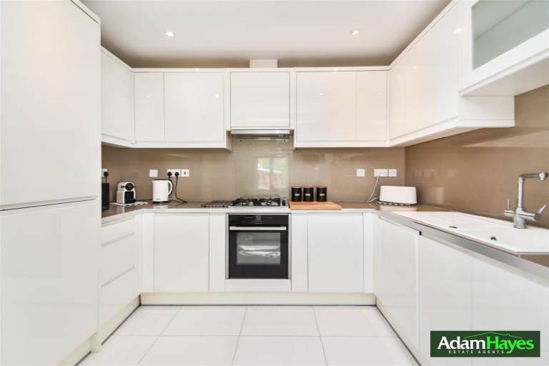 Grove Road, North Finchley, N12