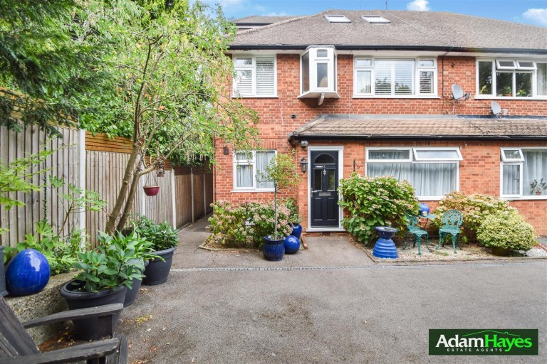 Torrington Park, North Finchley, N12