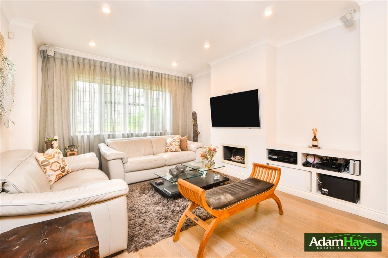 Blandford Close, Hampstead Garden Suburb, N2