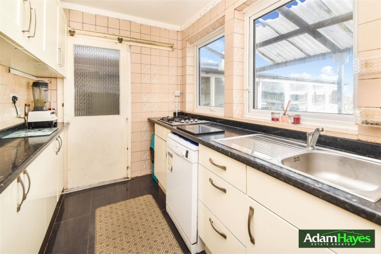 Haslemere Avenue, East Barnet, EN4