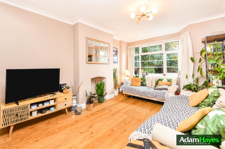 Eversleigh Road, Finchley, N3