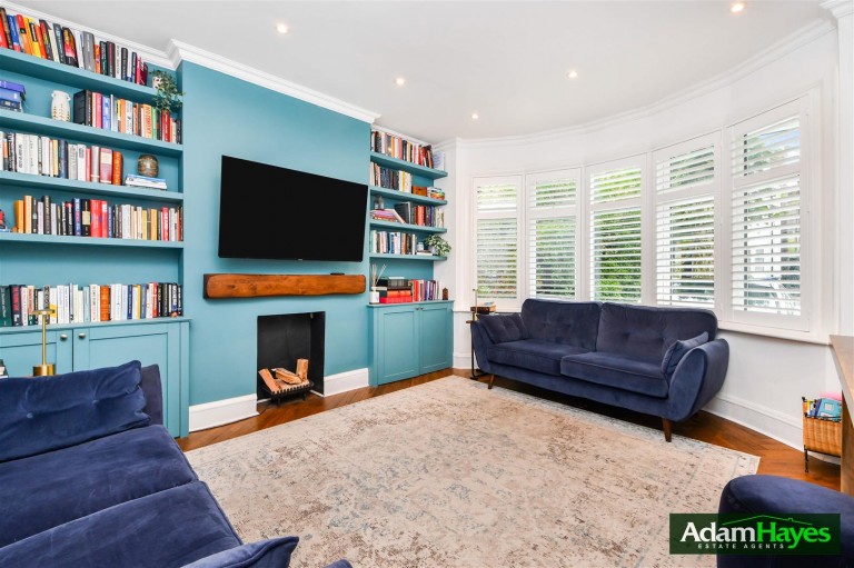 Woodberry Grove, North Finchley N12