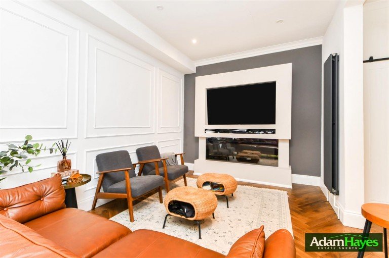 Woodberry Grove, North Finchley N12