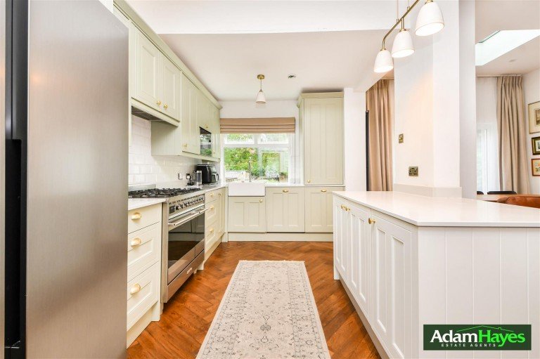 Woodberry Grove, North Finchley N12