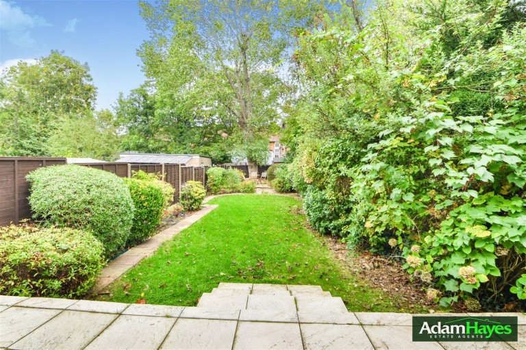 Woodberry Grove, North Finchley N12