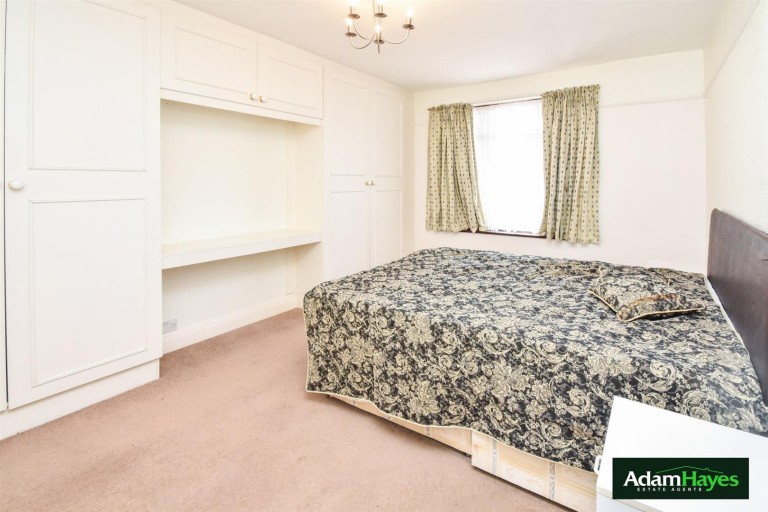 Nethercourt Avenue, West Finchley, N3