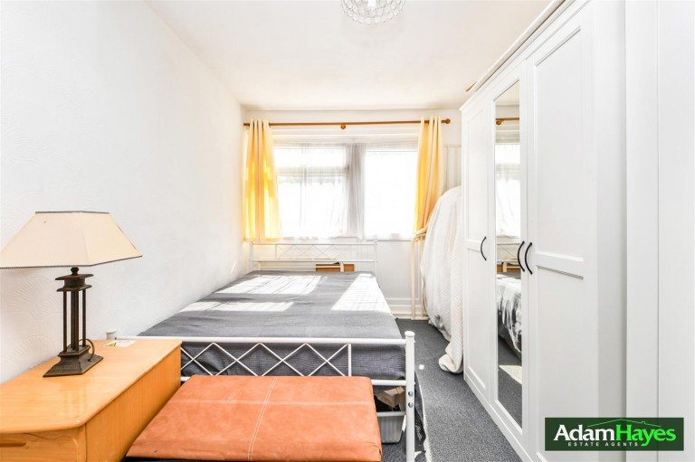 Font Hills, East Finchley, N2