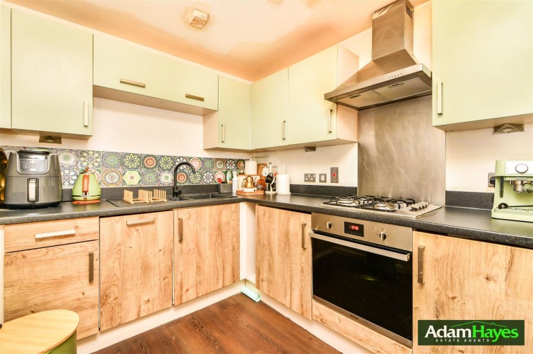 Lankaster Gardens, East Finchley, N2