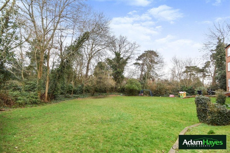 Finchley Park, North Finchley, N12