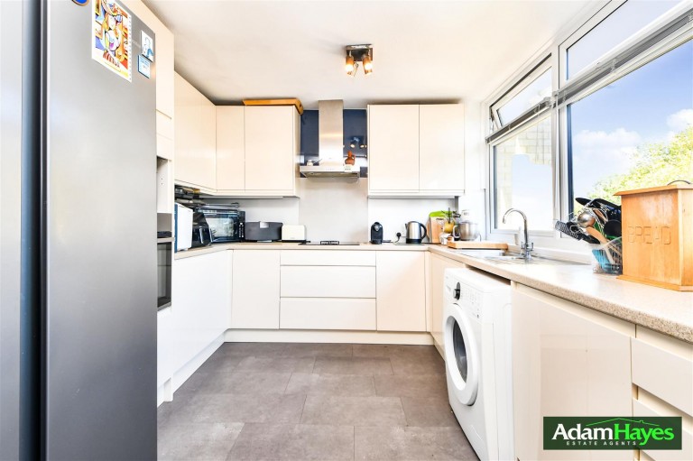 Woodside Avenue, North Finchley, N12