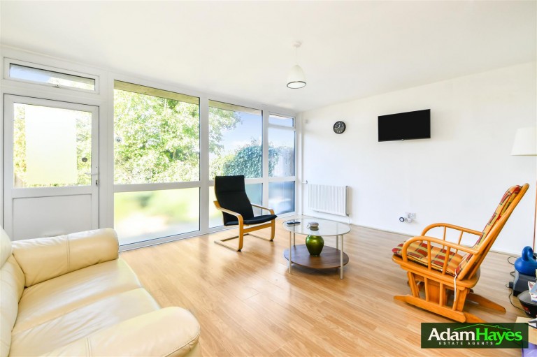 Woodside Avenue, North Finchley, N12
