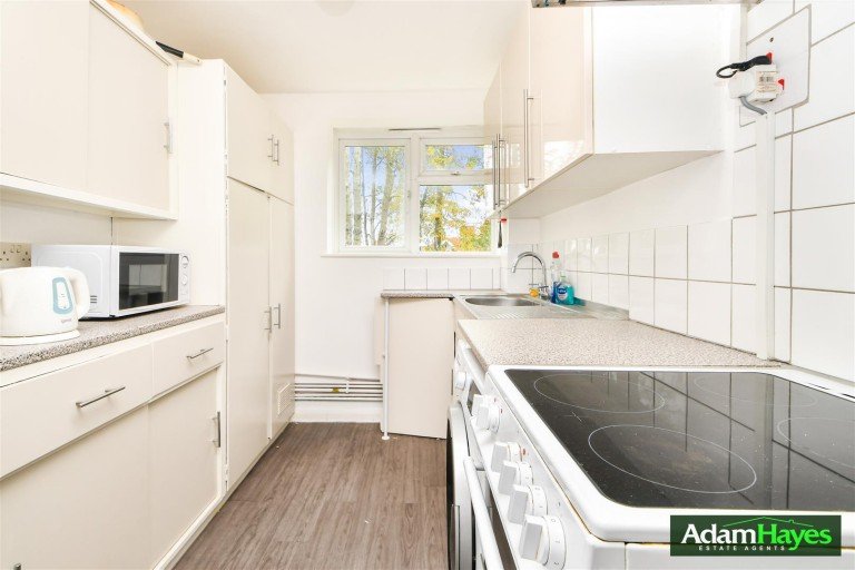 St. Michael's Close, Finchley, N3