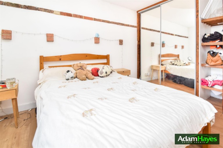 Regents Park Road, Finchley Central, N3