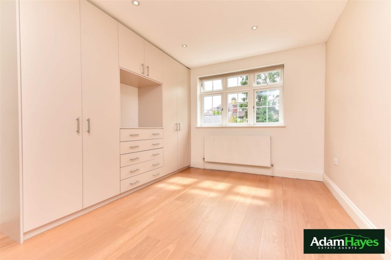 Anastasia Mews, Woodside Park, N12