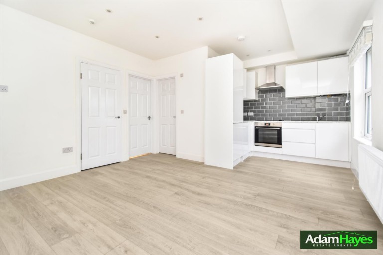 Regents Park Road, Finchley Central, N3