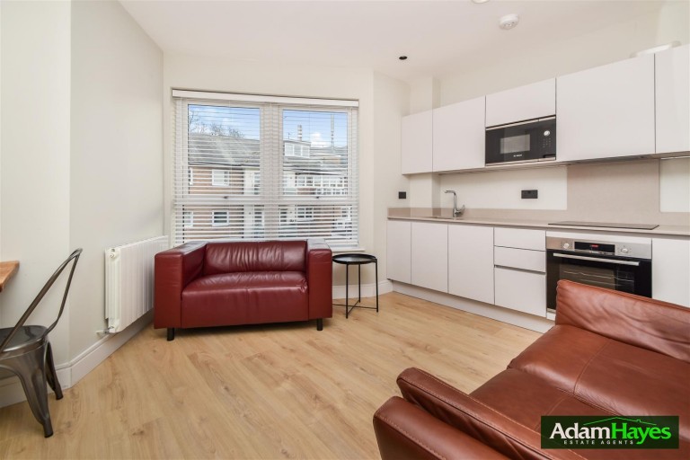 Gruneisen Road, Finchley Central, N3