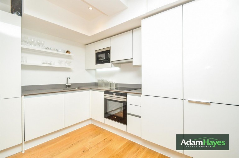 Totteridge Lane, Whetstone, N20