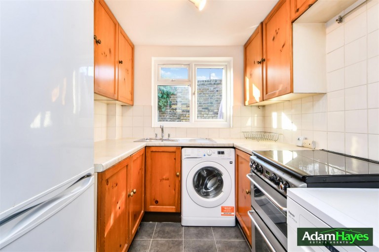 Edward Road, Barnet, EN4