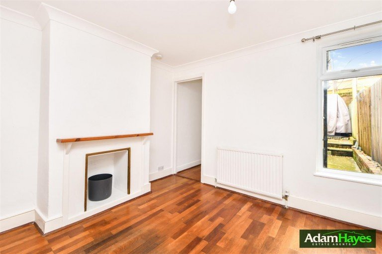 Edward Road, Barnet, EN4