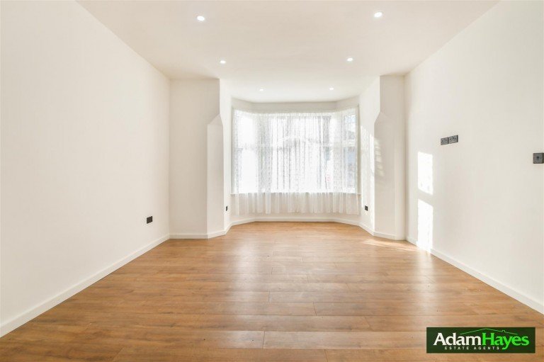 Bramber Road, North Finchley N12