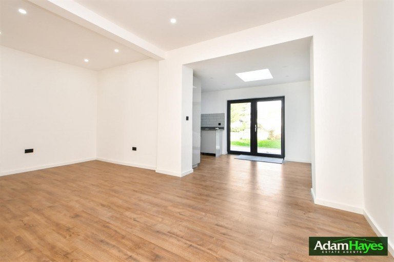 Bramber Road, North Finchley N12