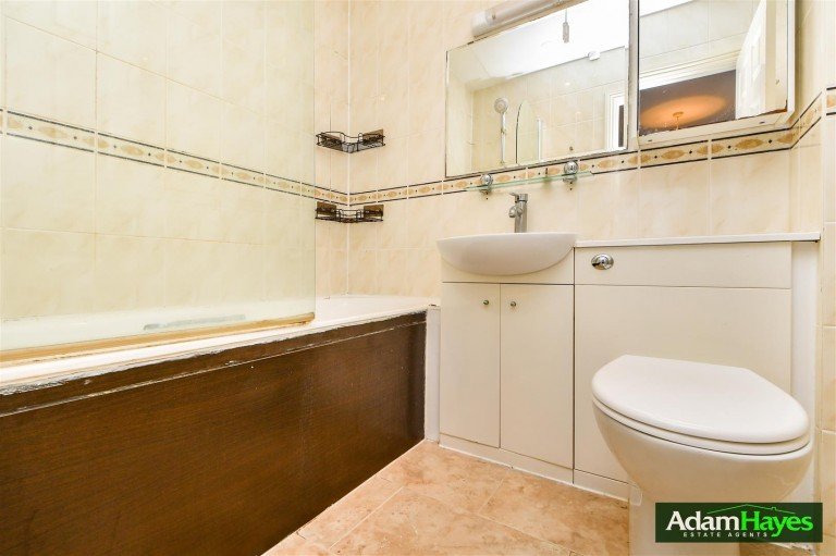 Woodside Avenue, North Finchley, N12