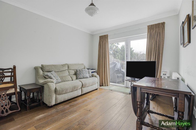 Westbury Grove, North Finchley, N12