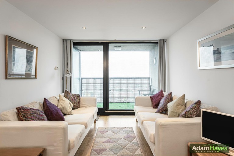 Kingsway, North Finchley, N12