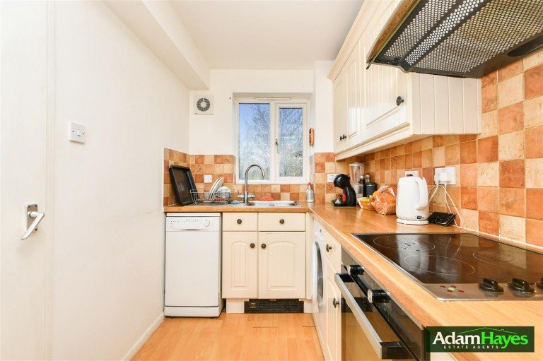 Blackdown Close, East Finchley, N2