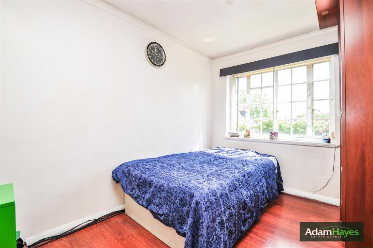 The Pantiles, Temple Fortune, NW11