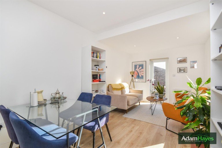 Sylvester Road, East Finchley N2