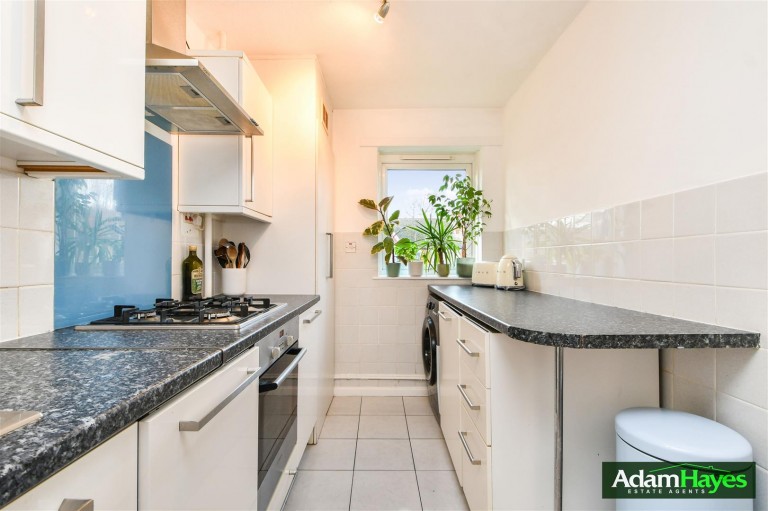 Springfield Close, North Finchley, N12