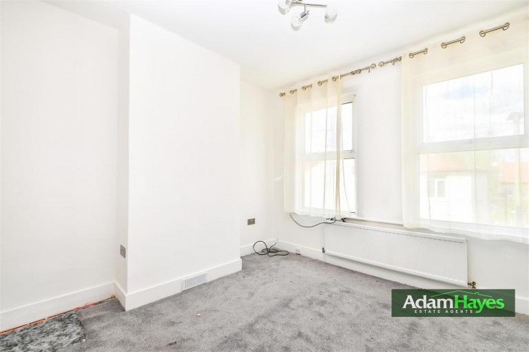 Long Lane, East Finchley, N2