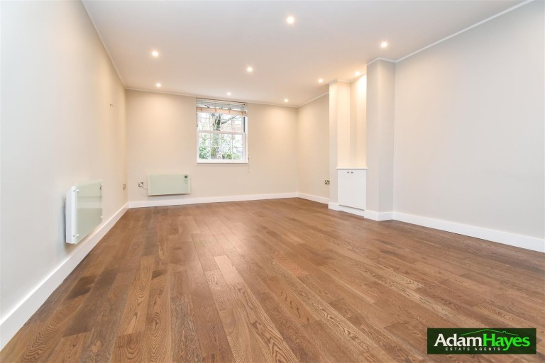 High Road, Whetstone, N20