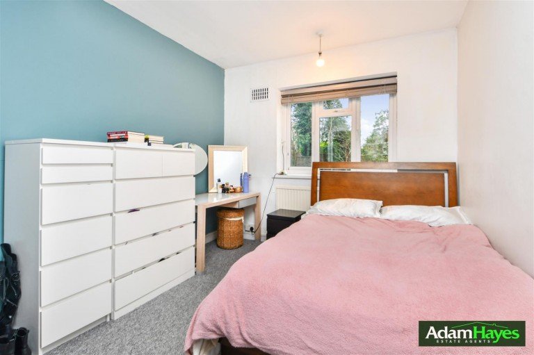 Elmshurst Crescent, East Finchley N2