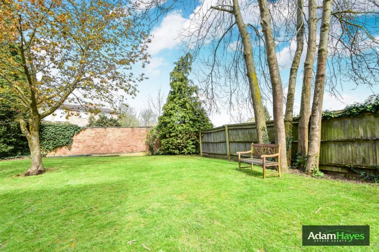 Station Road, Barnet, EN5