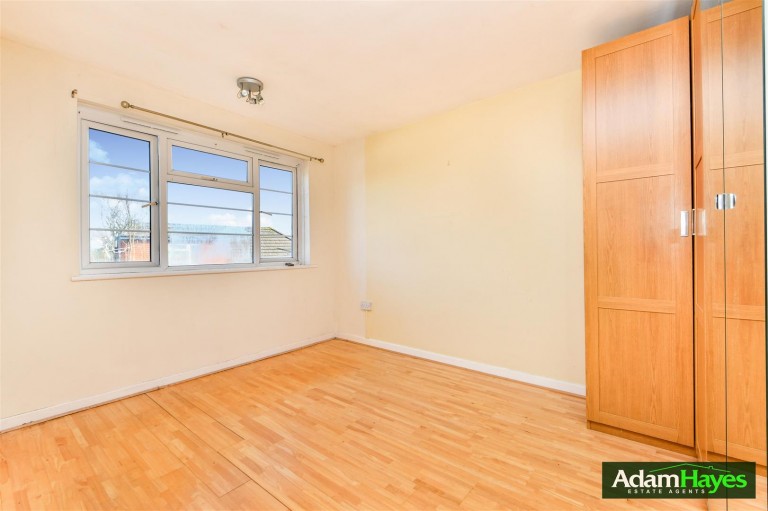 Beech Lawns, North Finchley N12