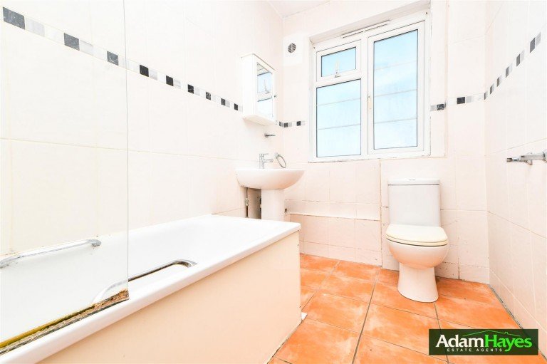 Beech Lawns, North Finchley N12