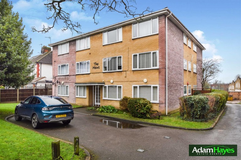 Gainsborough Road, Wooside Park, N12