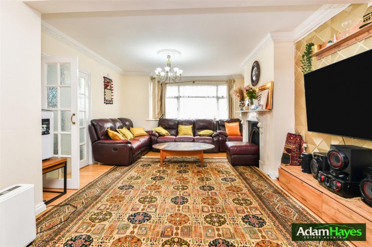 Wentworth Close, Finchley, N3