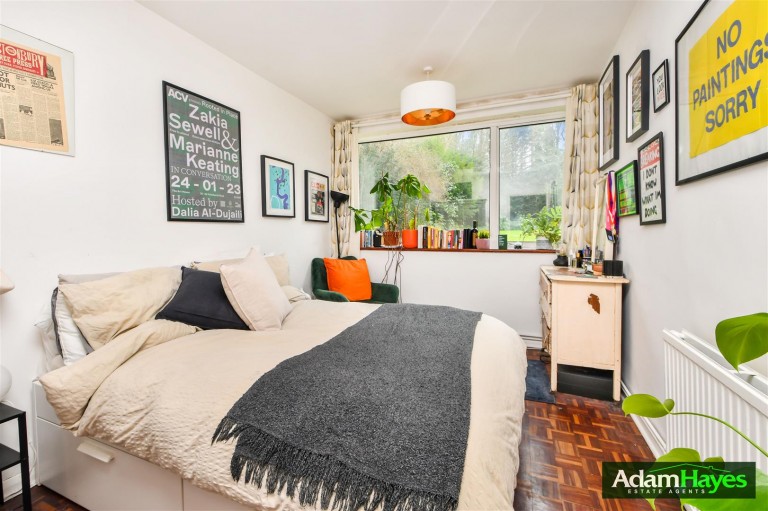 Avenue Road, Highgate, N6