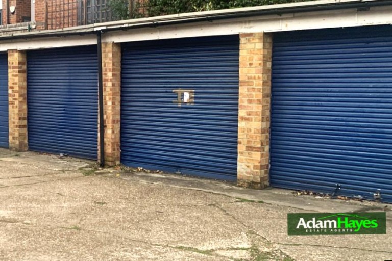 Great North Way, Hendon, NW4