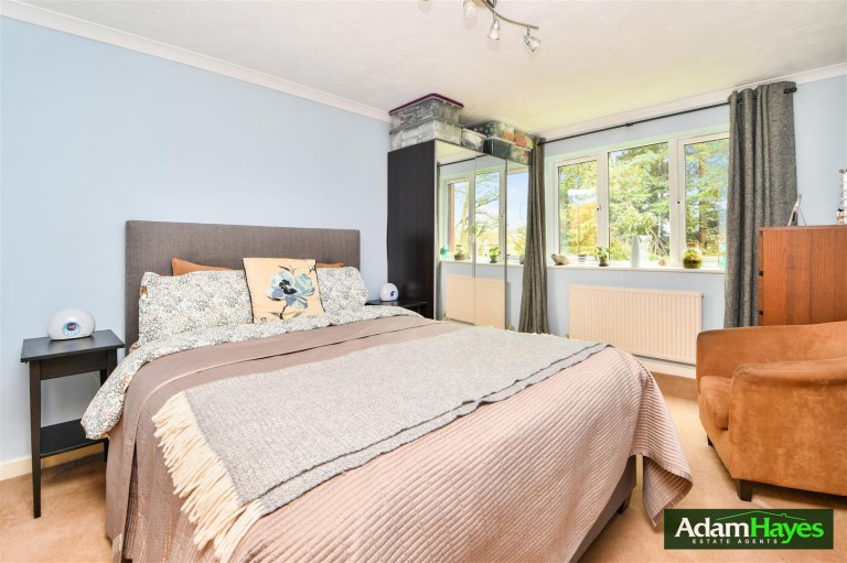 Woodside Grange Road, North Finchley N12